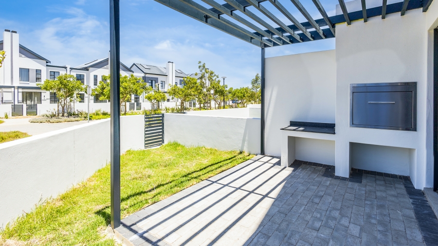 2 Bedroom Property for Sale in Le Coste Estate Western Cape